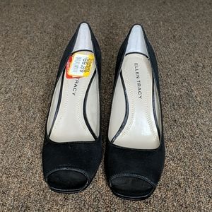 Brand new Ellen Tracy dress shoes heels